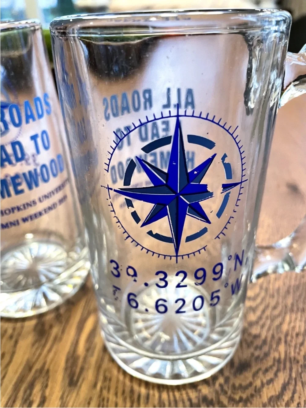 John’s Hopkins University Glass Beer Mug with Blue Compass Home Dining set of 2